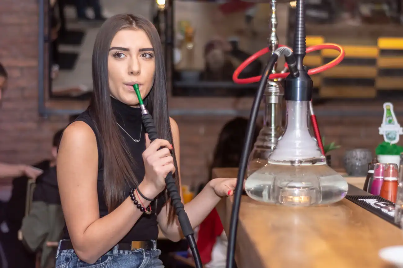 Jordan Restaurateurs Push for Shisha Ban Reversal Amid Declining Demand